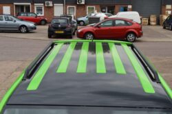 T6 42mm Matt Black Steel Roof Bars - SWB 2