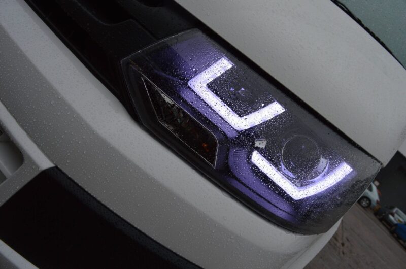 Vw Transporter T5.1Gp Light Bar Headlights