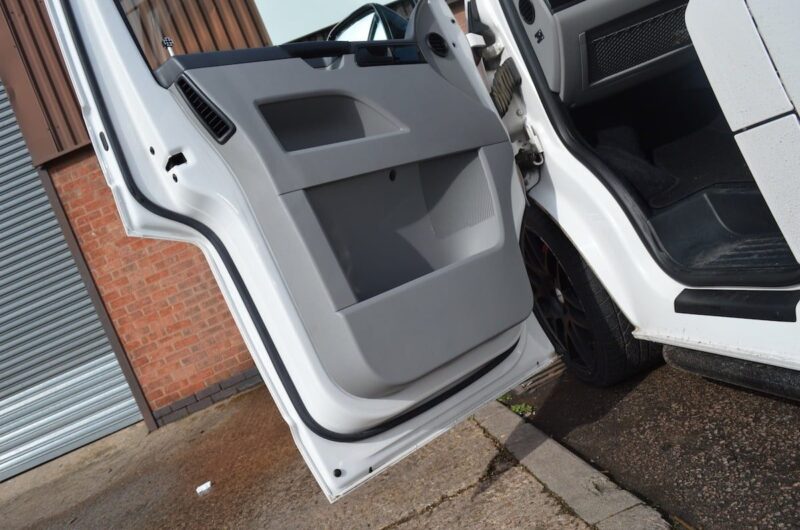 Front door seal fitted2