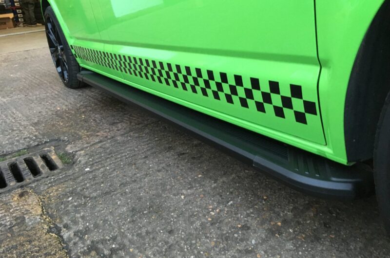 T6 Black Aluminium Vector Side Steps LWB 6