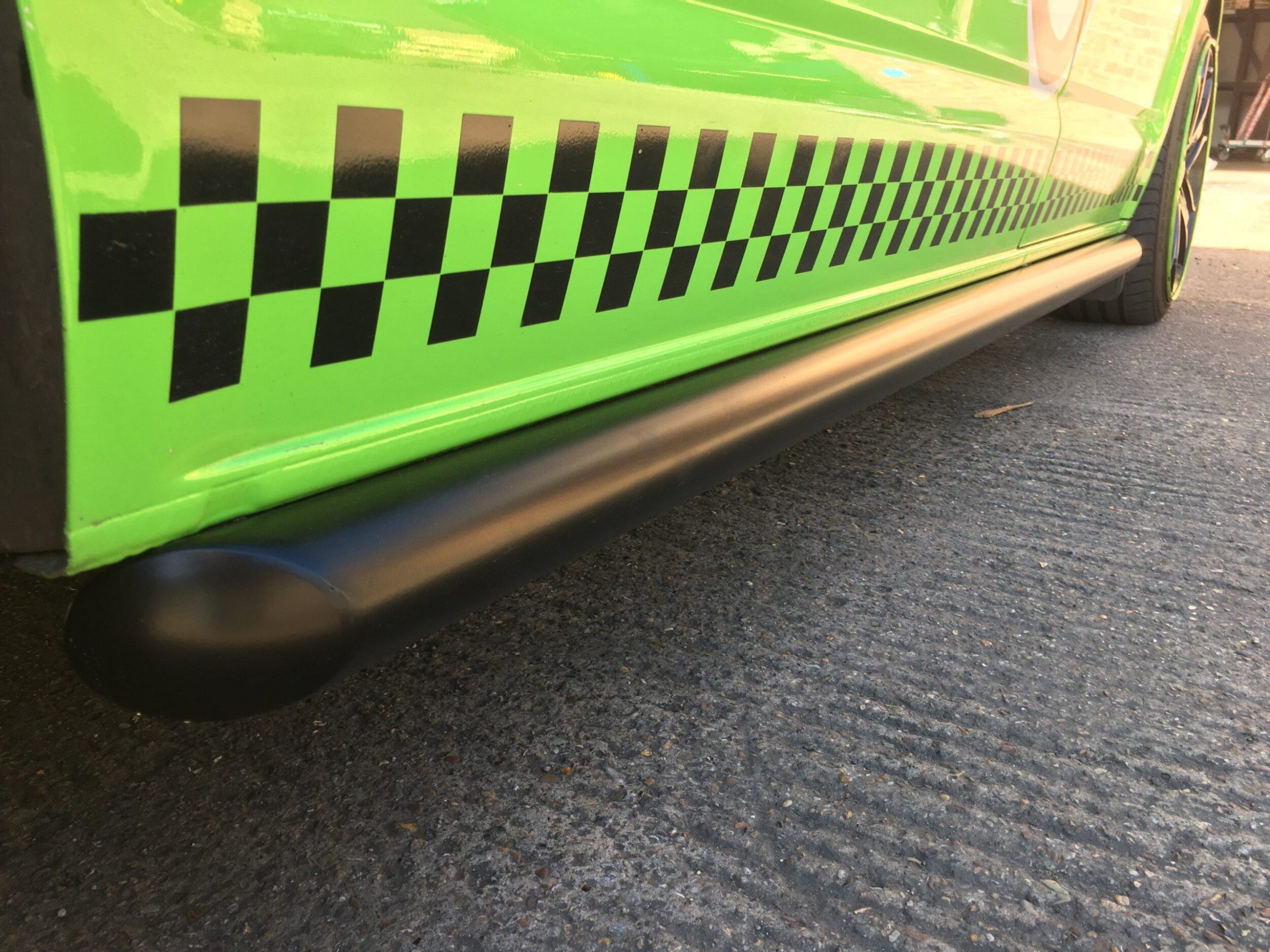 T5 Matt Black Streamlines LWB 2