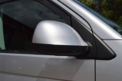 T5.1:T6 Lower mirror trim Offside