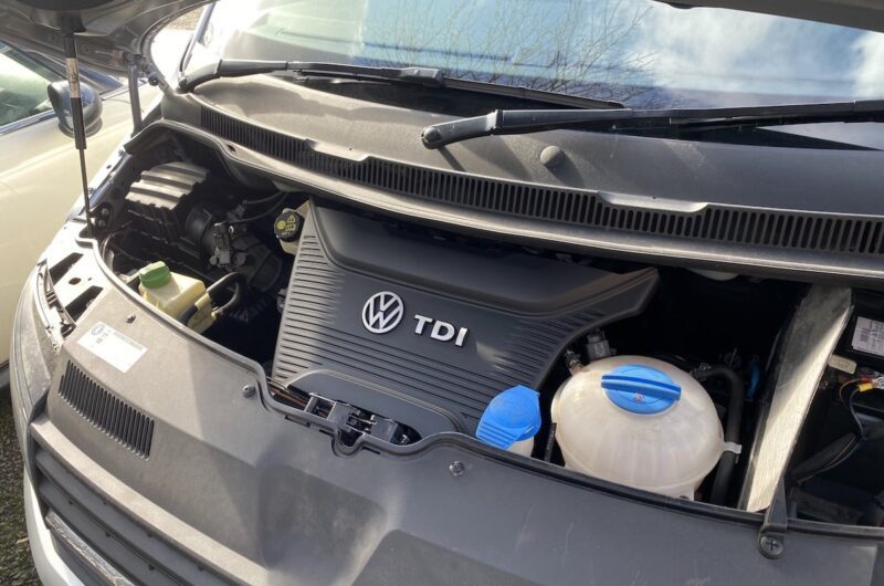 T6 Engine cover4