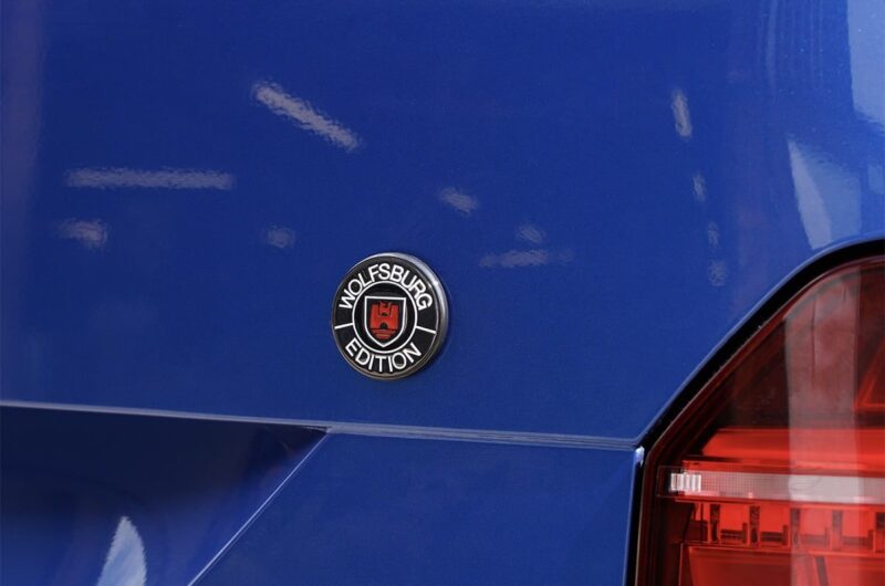 Wolfsburg Edition Badge Black